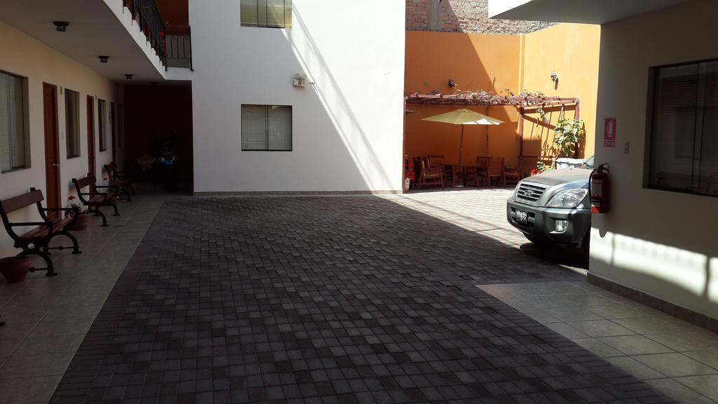 Hostal La Casona Pisco Exterior photo