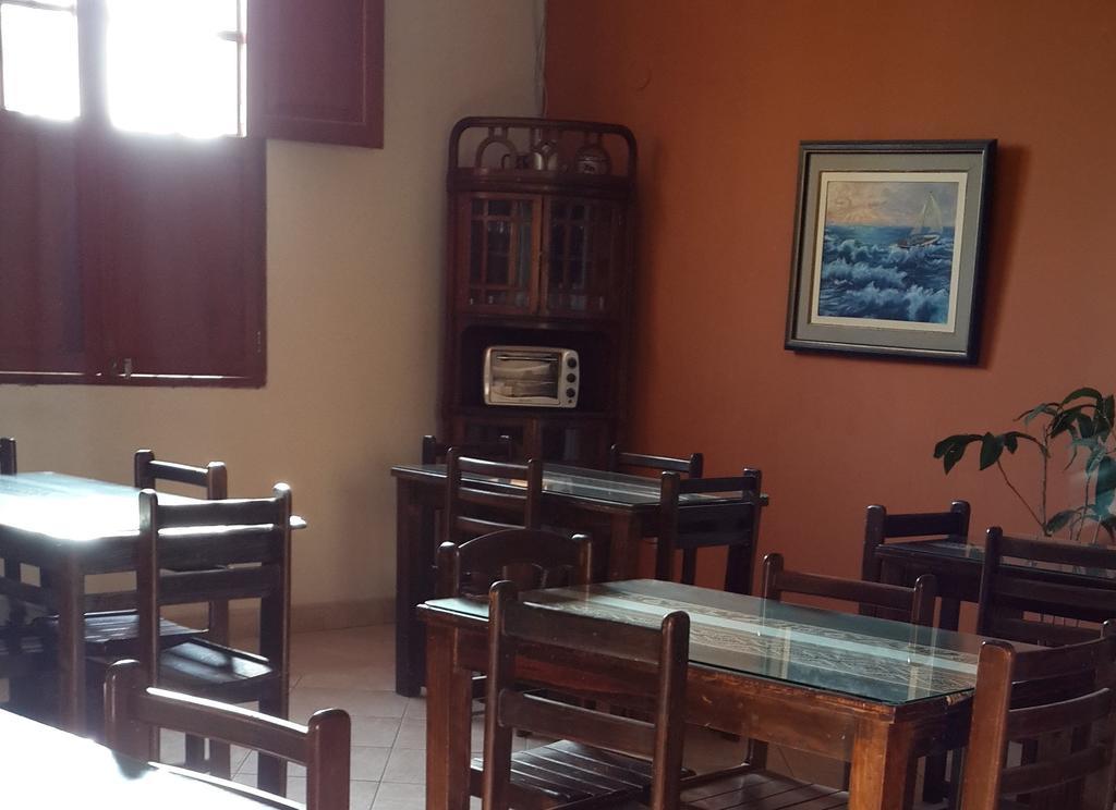 Hostal La Casona Pisco Exterior photo